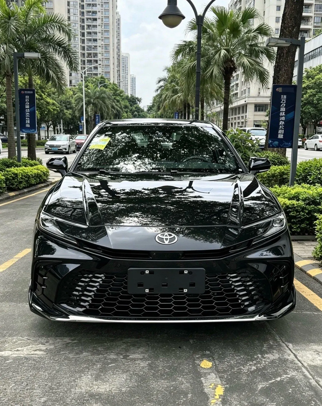 Toyota 2026 Camry Dual Engine 2.0HXS Stepless Sports Plus Edition Automatic Gear 4