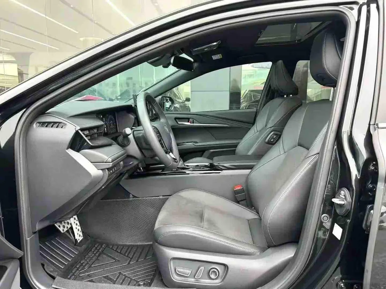 Toyota 2026 Camry Dual Engine 2.0HXS Stepless Sports Plus Edition Automatic Gear 8