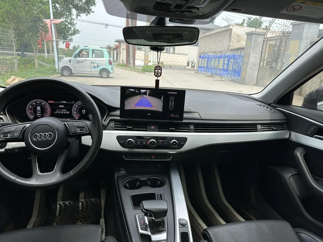 Audi 2020 A4L 2.0TFSI 40TFSI Fashion Dynamic Automatic 3