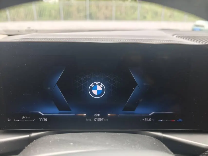 BMW 3 Series 2026 325Li 2.0T M Sports Suit Automatic Gear 2