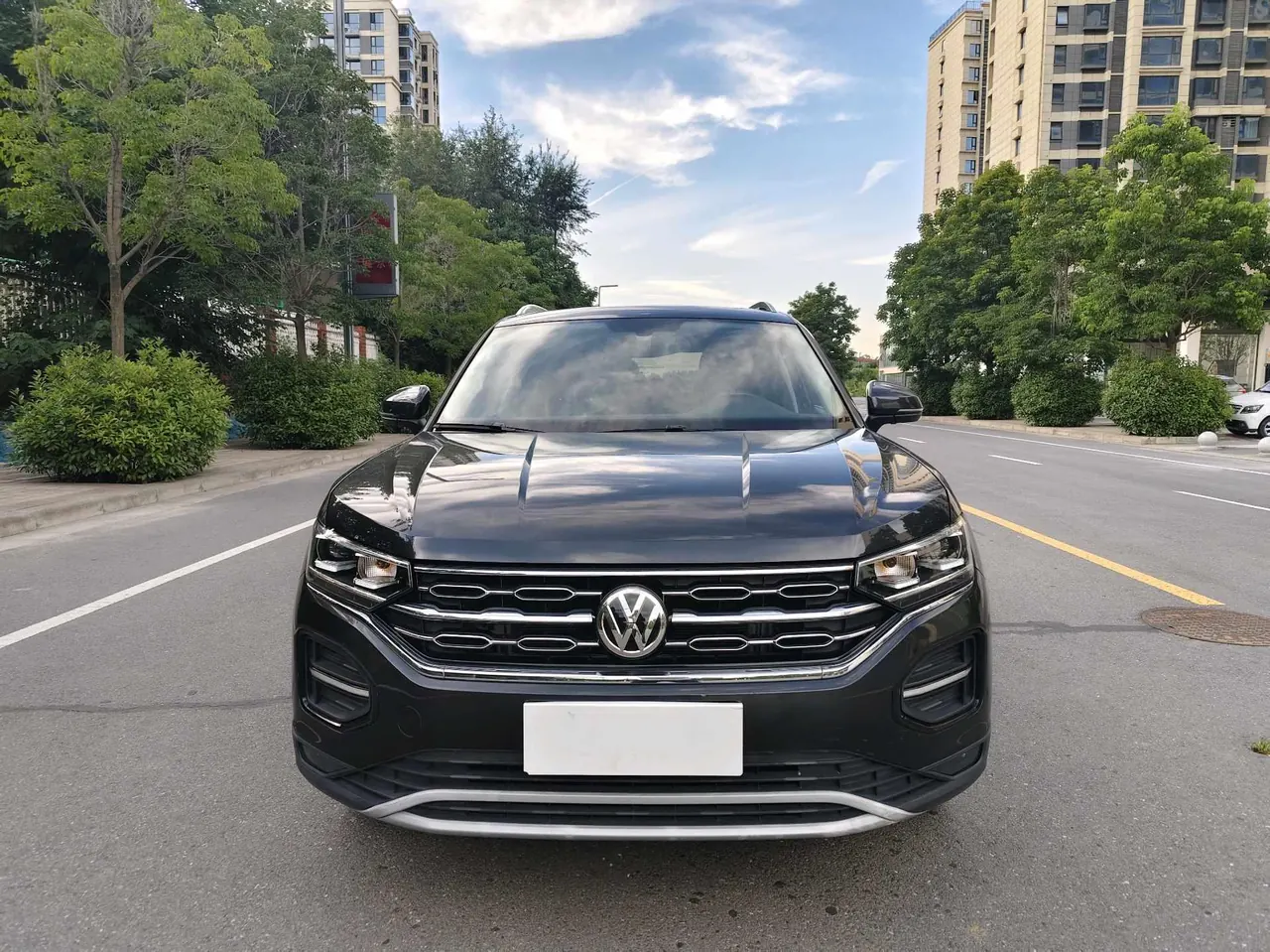 Volkswagen 2020 Tanyue 1.4TSI 280TSI Two-Drive Deluxe Smart Joint Edition Automatic Gear 2
