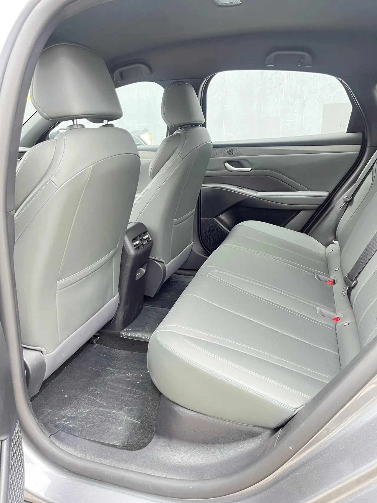 BYD 2026 Qin PLUS DM-i 1.5 CVT 128km Entry-Level Automatic 5