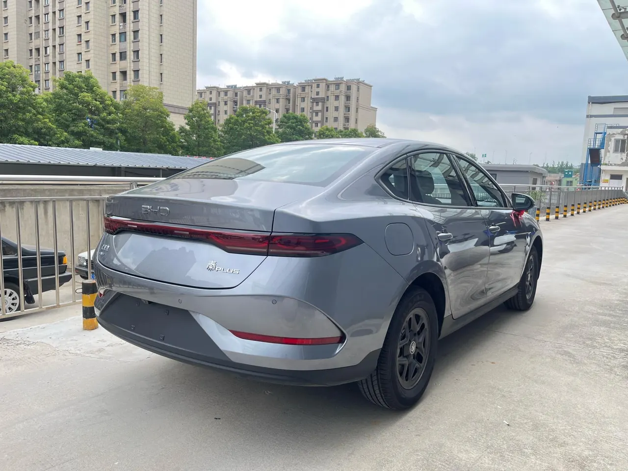 BYD 2026 Qin PLUS DM-i 1.5 CVT 128km Entry-Level Automatic 9