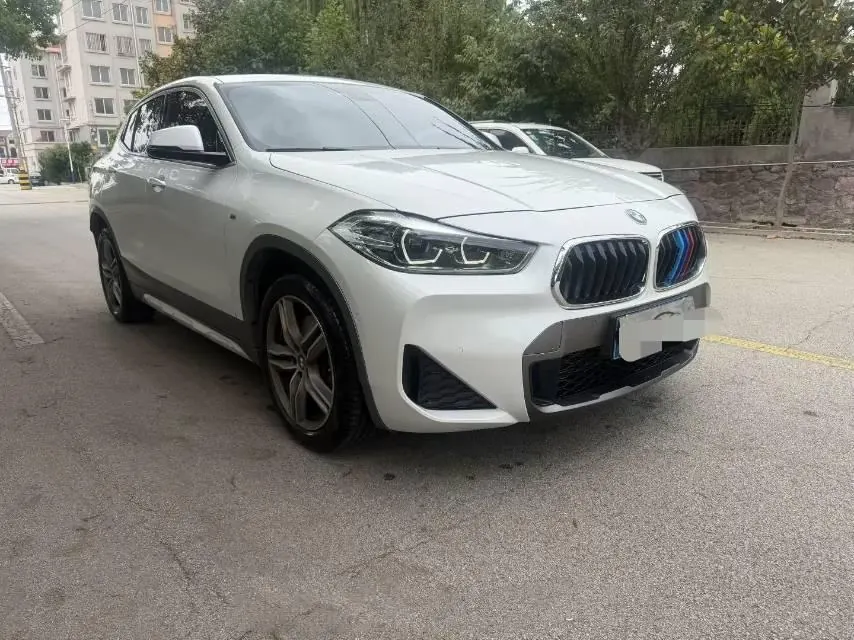 Открыть галерею: BMW 2020 X2 sDrive25i 2.0T Leading M Sports Suit Automatic Gear