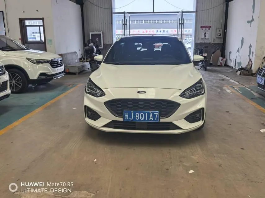 Ford 2020 Fox-hatchback 1.5T EcoBoost 180 ST Line Automatic 4
