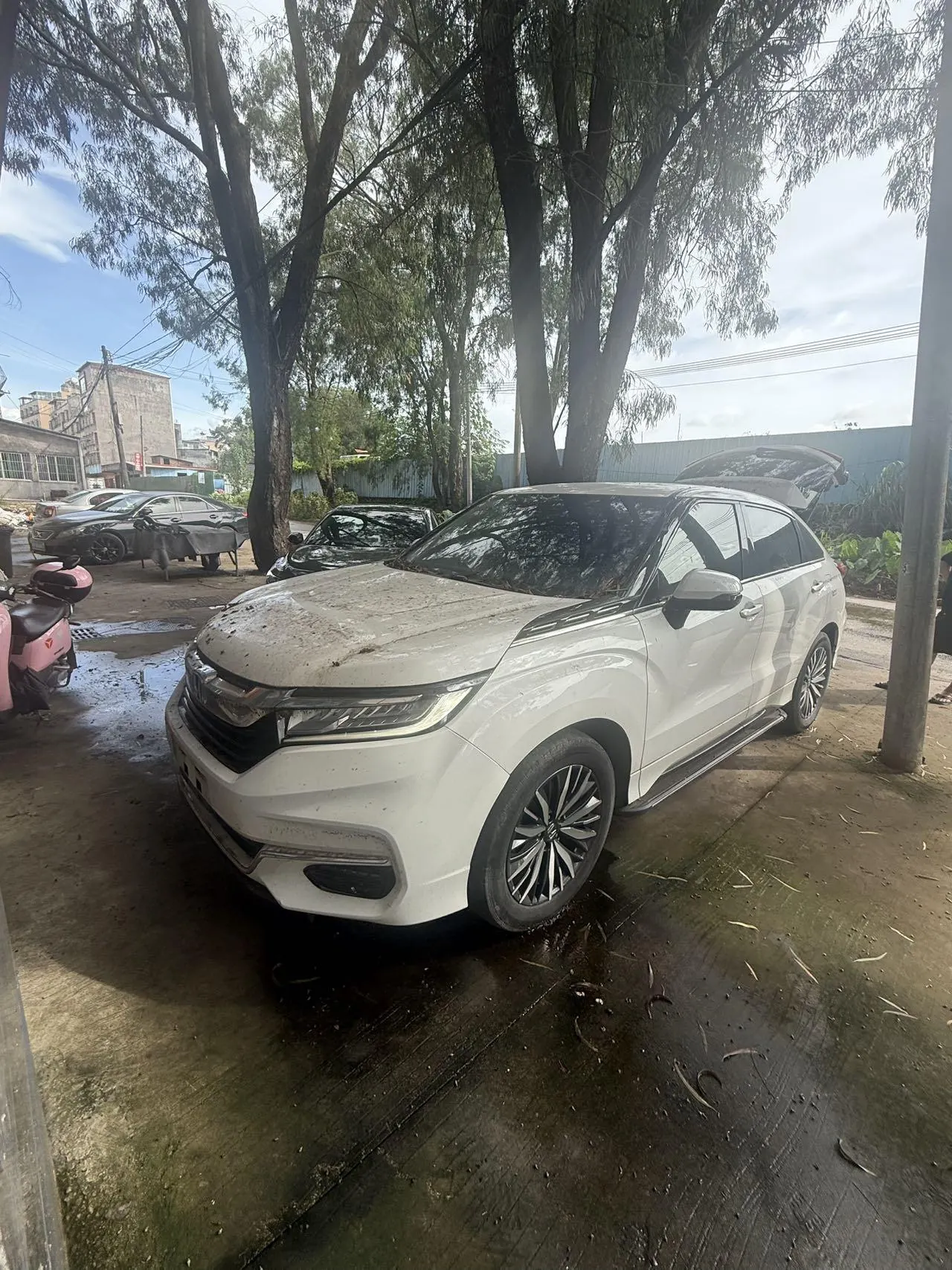 Honda 2020 Crown Road 2.0T 370TURBO Two-Drive Deluxe Automatic Gear - View 1