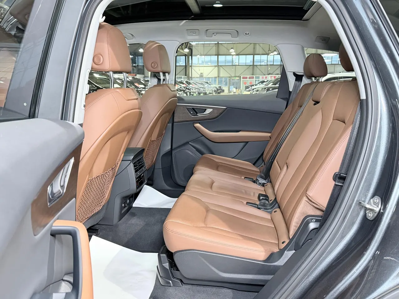 Audi Q7 (Imported) 2020 Q7 48V 3.0TFSI 55TFSI Quattro Black Samurai Exclusive Edition Automatic Gear 7