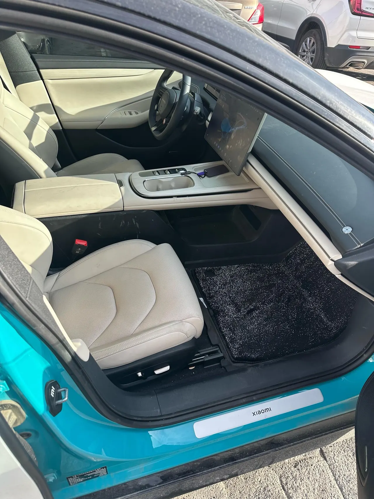 MI 2024 SU 7 830km Rear Drive Ultra Long Endurance High-end Smart Drive Pro Edition Automatic Gear 5