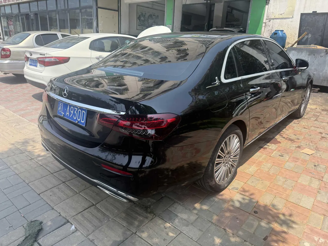 Mercedes Benz E Class 2022 E 300 L 2.0T Luxury (Change 2) Automatic Gear 3