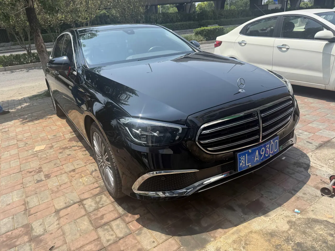 Mercedes Benz E Class 2022 E 300 L 2.0T Luxury (Change 2) Automatic Gear 4