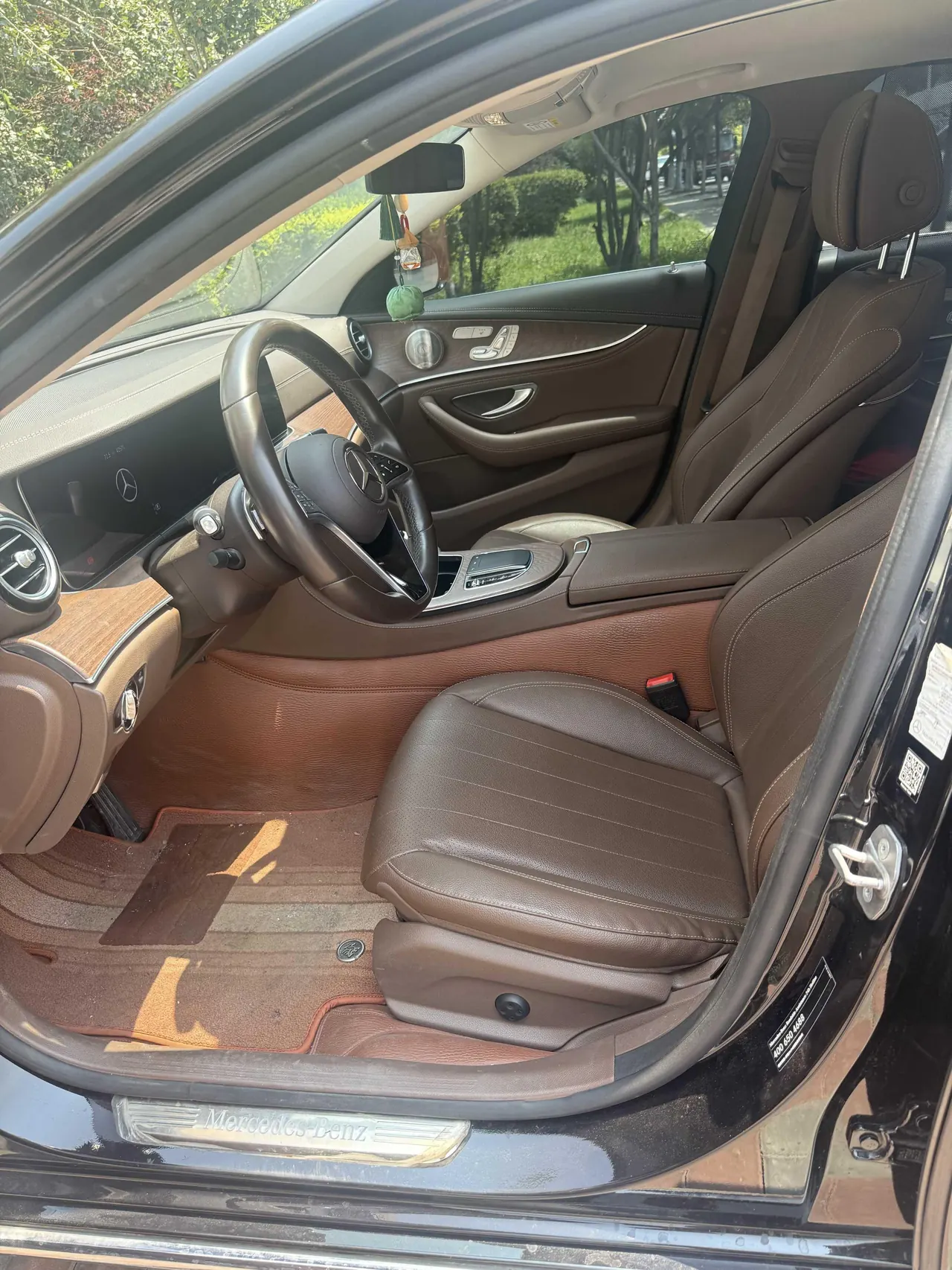 Mercedes Benz E Class 2022 E 300 L 2.0T Luxury (Change 2) Automatic Gear 5
