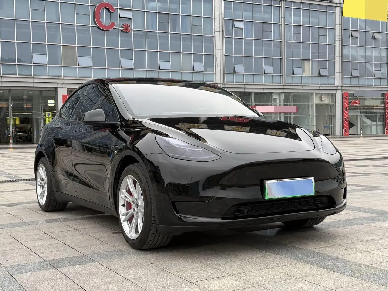 Tesla 2022 Model Y rear-wheel drive version (facelift) automatic gear 2