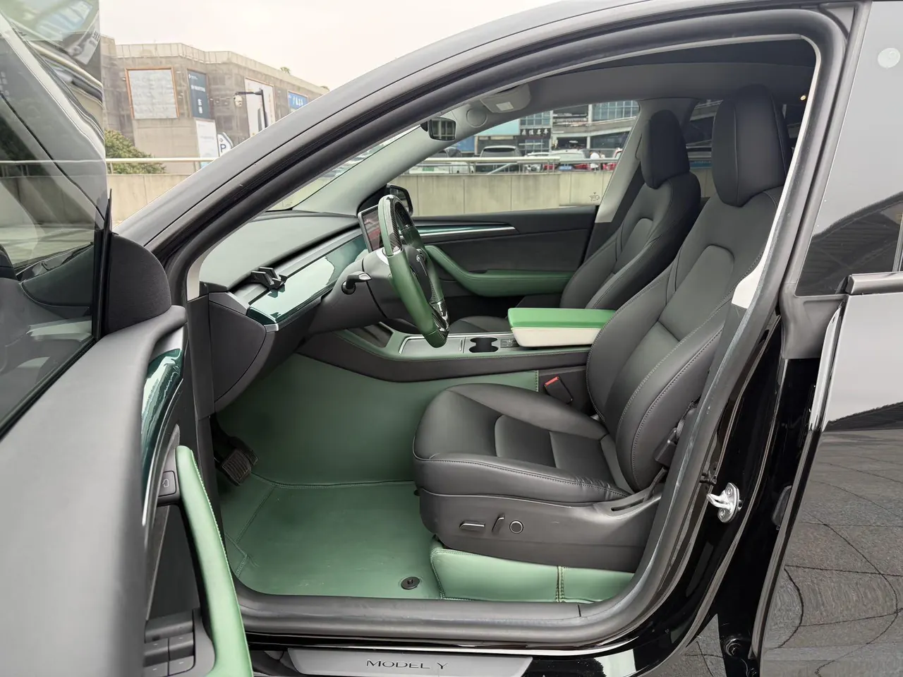 Tesla 2022 Model Y rear-wheel drive version (facelift) automatic gear 4
