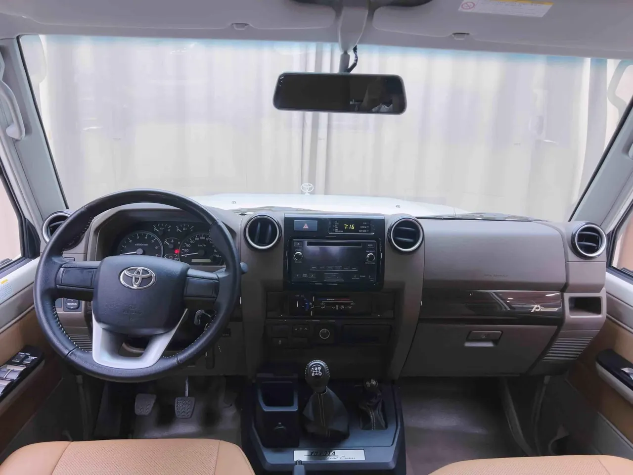 Toyota Land Cruiser (Imported) 2020 Land Cruiser 4.0 STD Middle East Manual 2