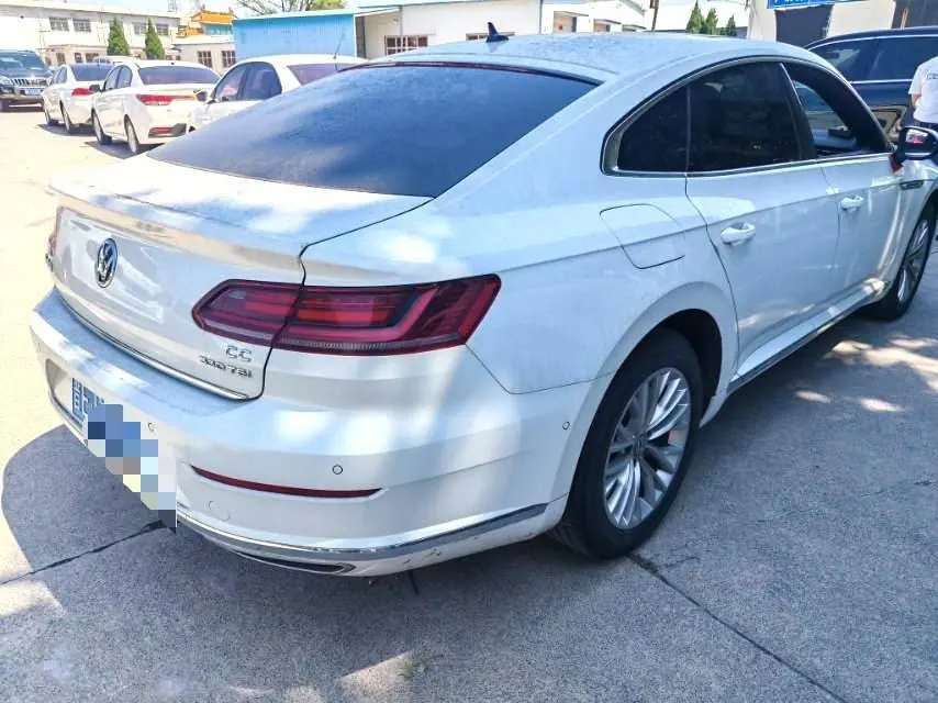 Volkswagen 2020 CC 2.0TSI 330TSI beauty version of automatic gear 4