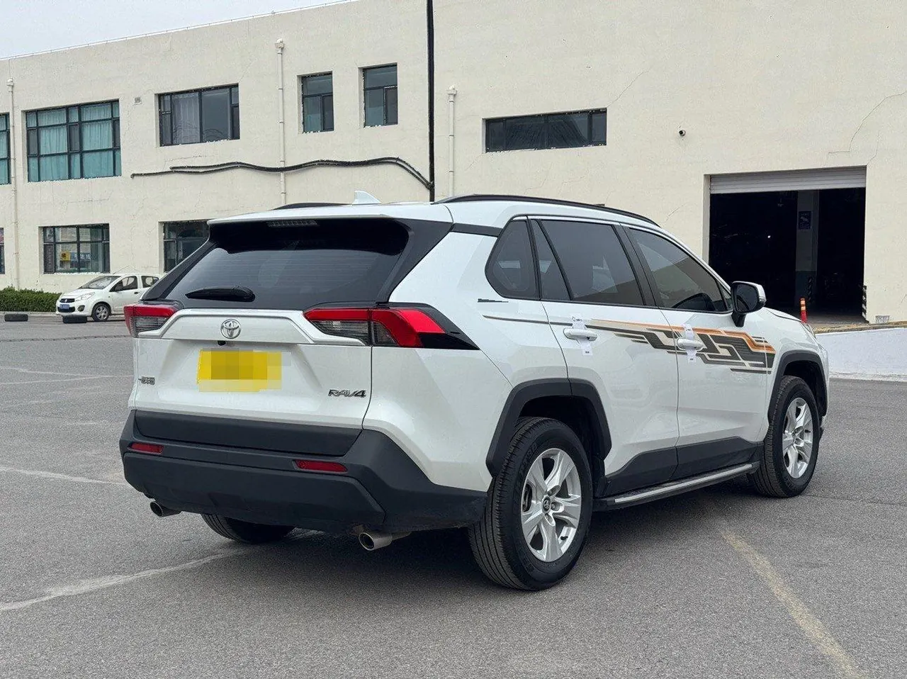 Toyota 2024 RAV4 Rongbo 2.0 Stepless Two-Drive City Edition Automatic Gear 4