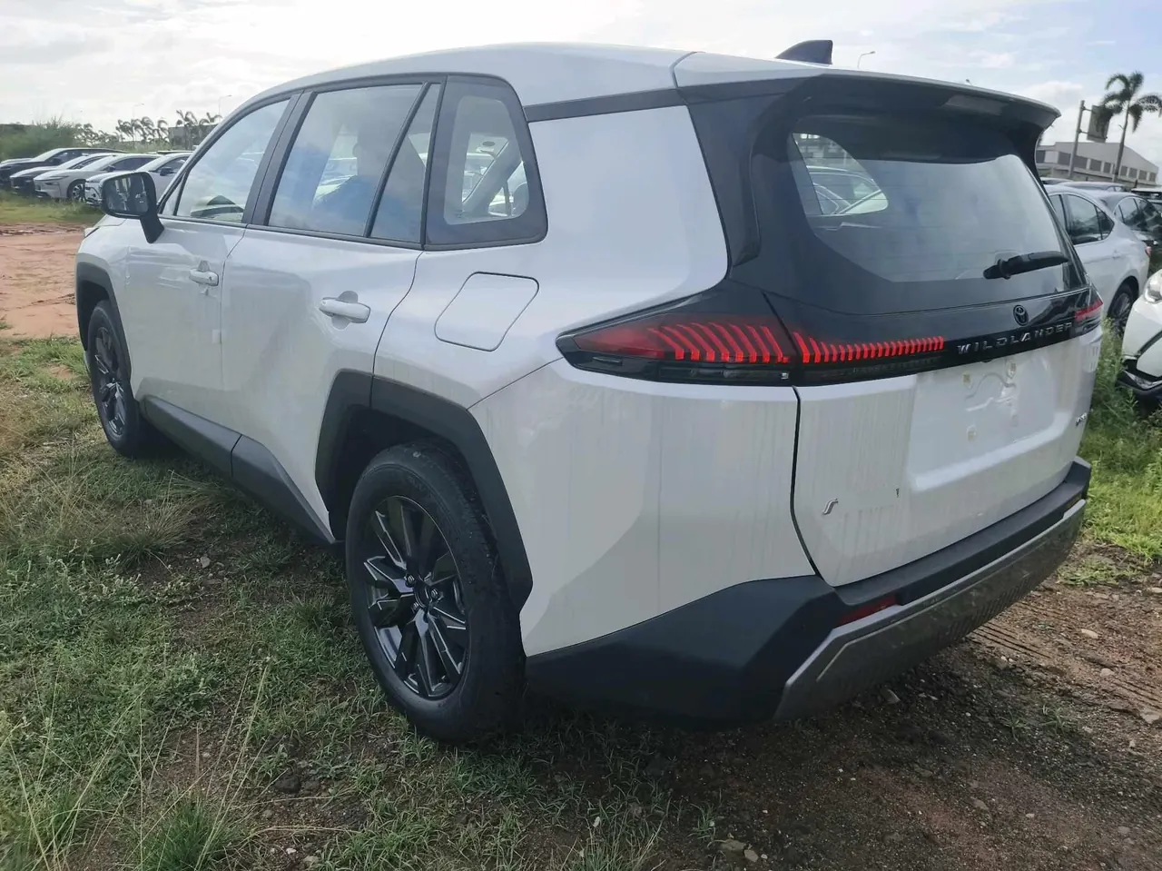 Toyota 2026 Weilanda Dual Engine 2.0 Stepless Intelligent Electric Hybrid AIR Automatic Transmission 2