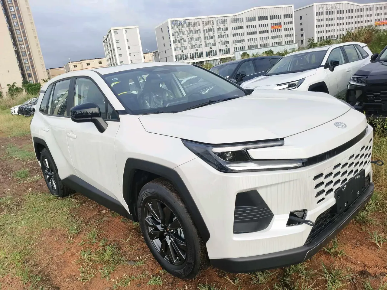 Toyota 2026 Weilanda Dual Engine 2.0 Stepless Intelligent Electric Hybrid AIR Automatic Transmission 4