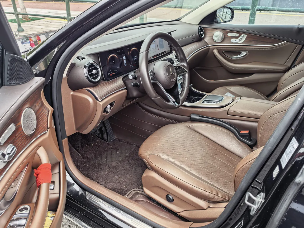 Mercedes Benz E Class 2023 E 300 L 2.0T Sports Luxury Automatic Gear 3