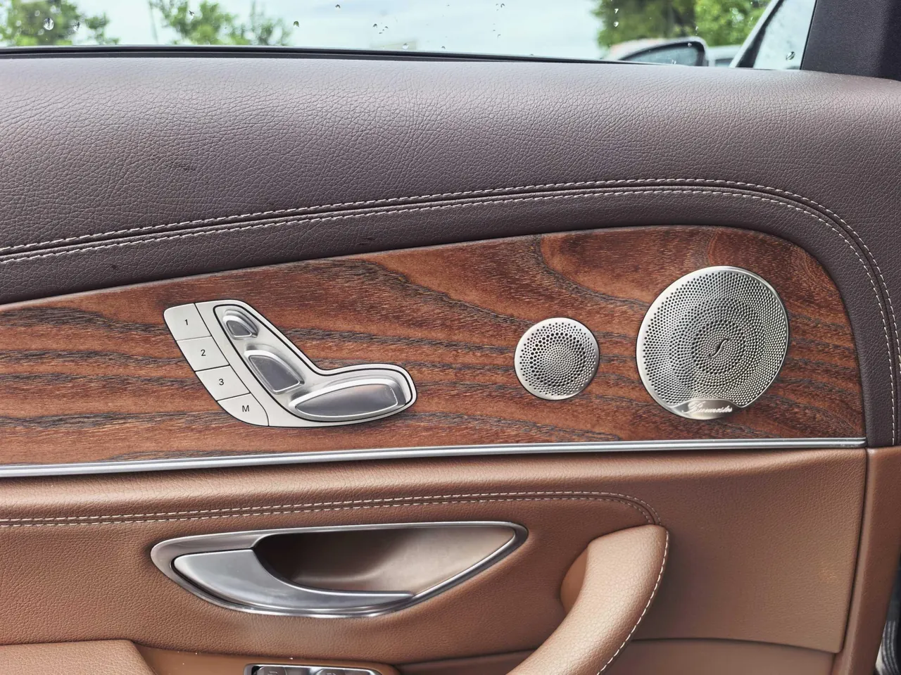 Mercedes Benz E Class 2023 E 300 L 2.0T Sports Luxury Automatic Gear 6