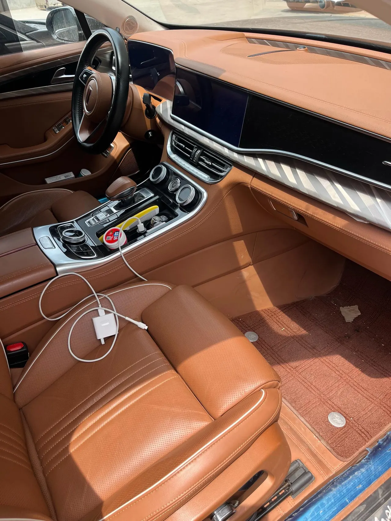 HongQi 2020 H9 48V 2.0T Zhilian Flag Edition Automatic Gear 3