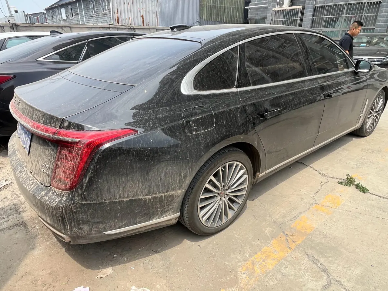 HongQi 2020 H9 48V 2.0T Zhilian Flag Edition Automatic Gear 5
