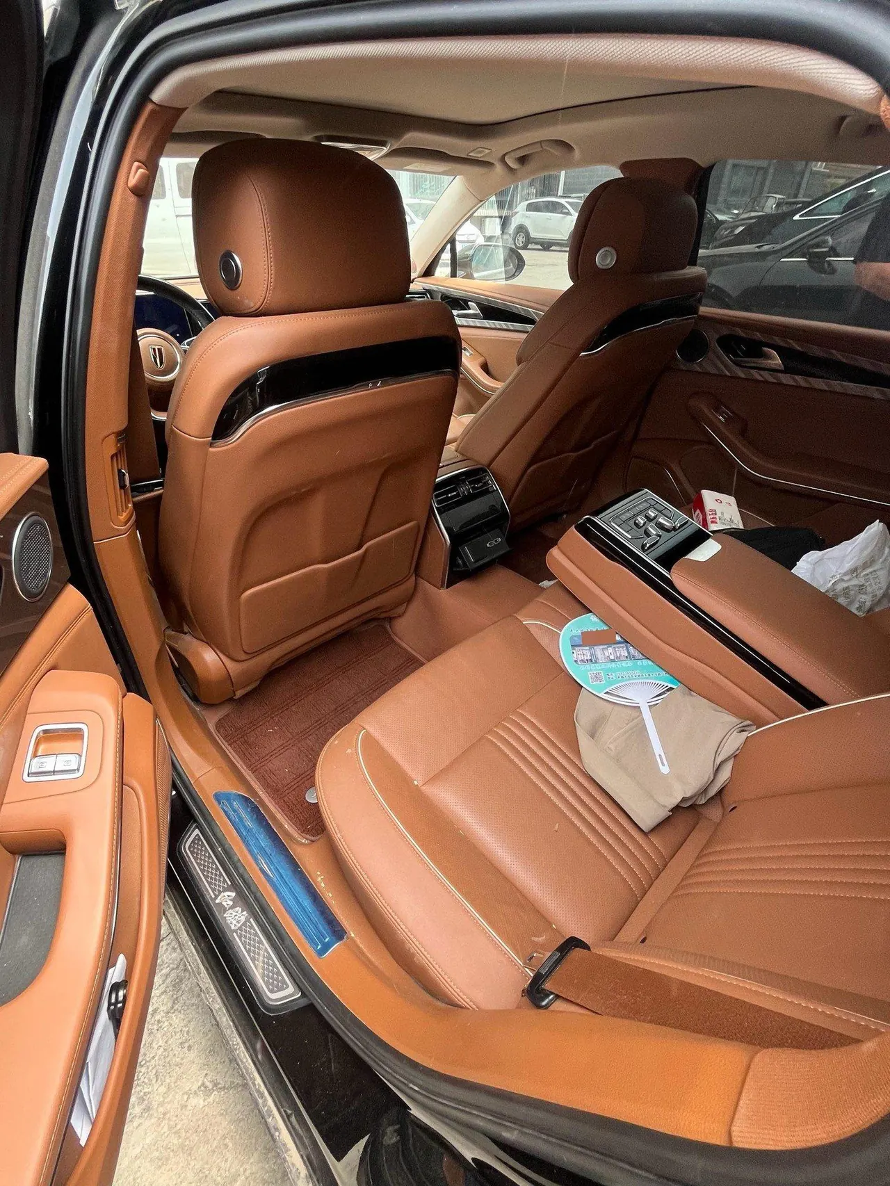 HongQi 2020 H9 48V 2.0T Zhilian Flag Edition Automatic Gear 7