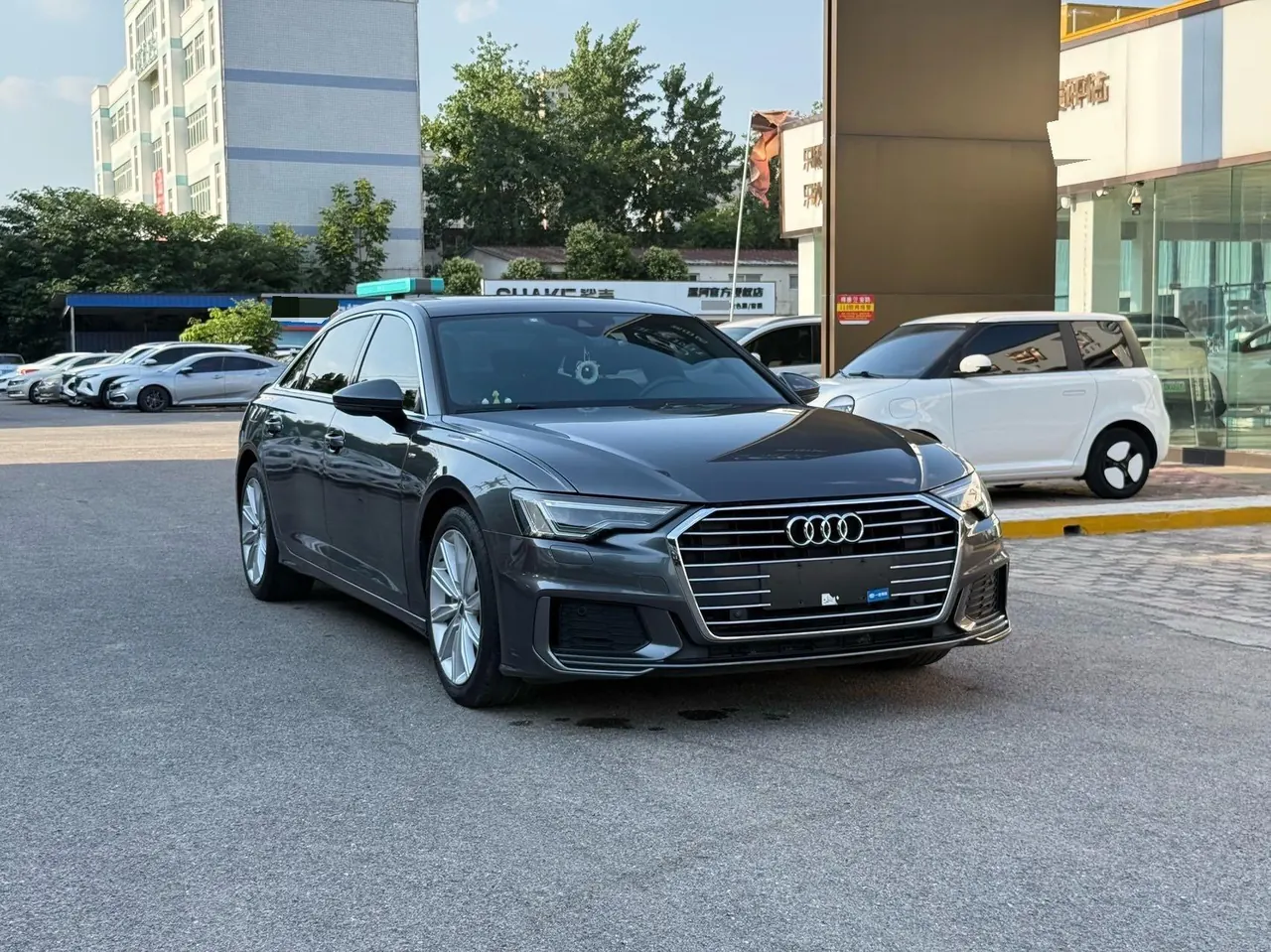 Audi 2020 A6L 2.0TFSI 45TFSI Selected Dynamic Automatic 3