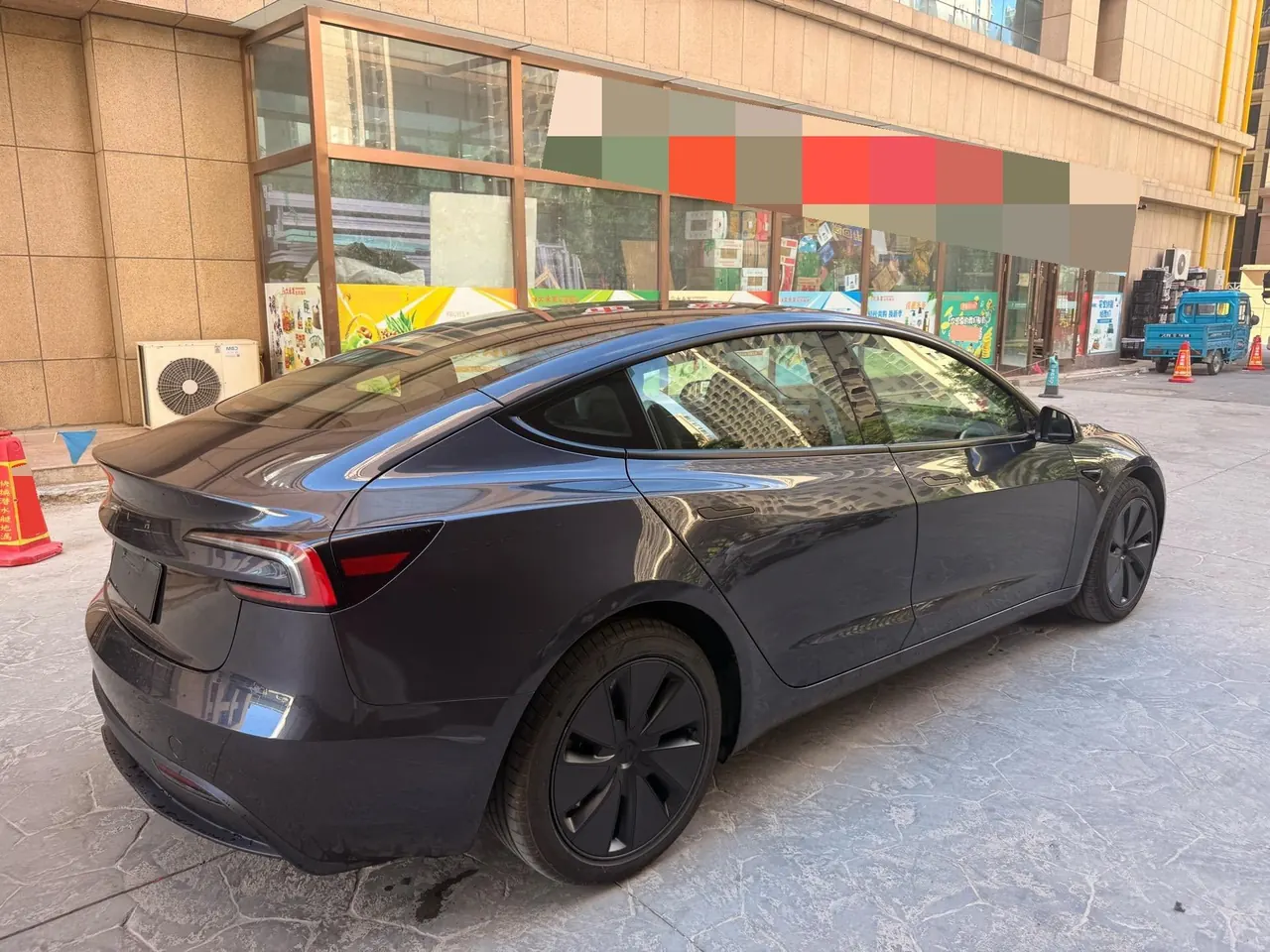 Tesla 2025 Model 3 Rear-Wheel-Drive Edition (facelift) Automatic Transmission 7