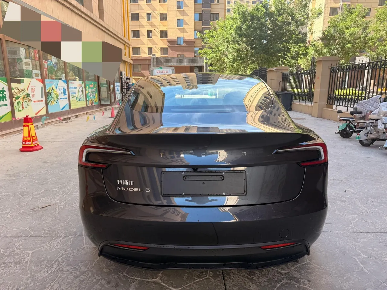 Tesla 2025 Model 3 Rear-Wheel-Drive Edition (facelift) Automatic Transmission 8