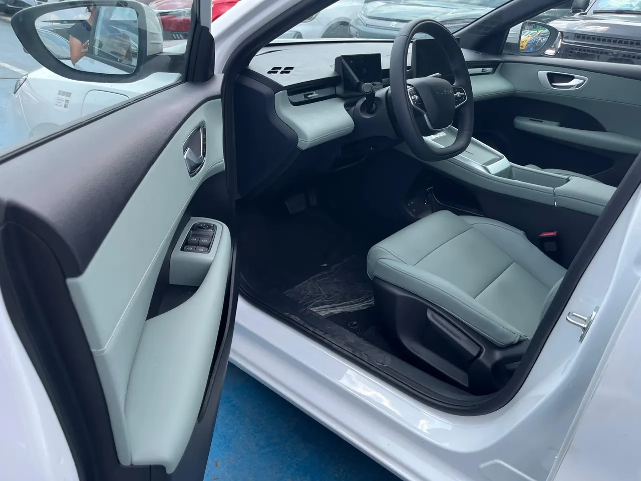 Roewe 2026 D 6 520km Comfortable Edition Automatic Gear 7
