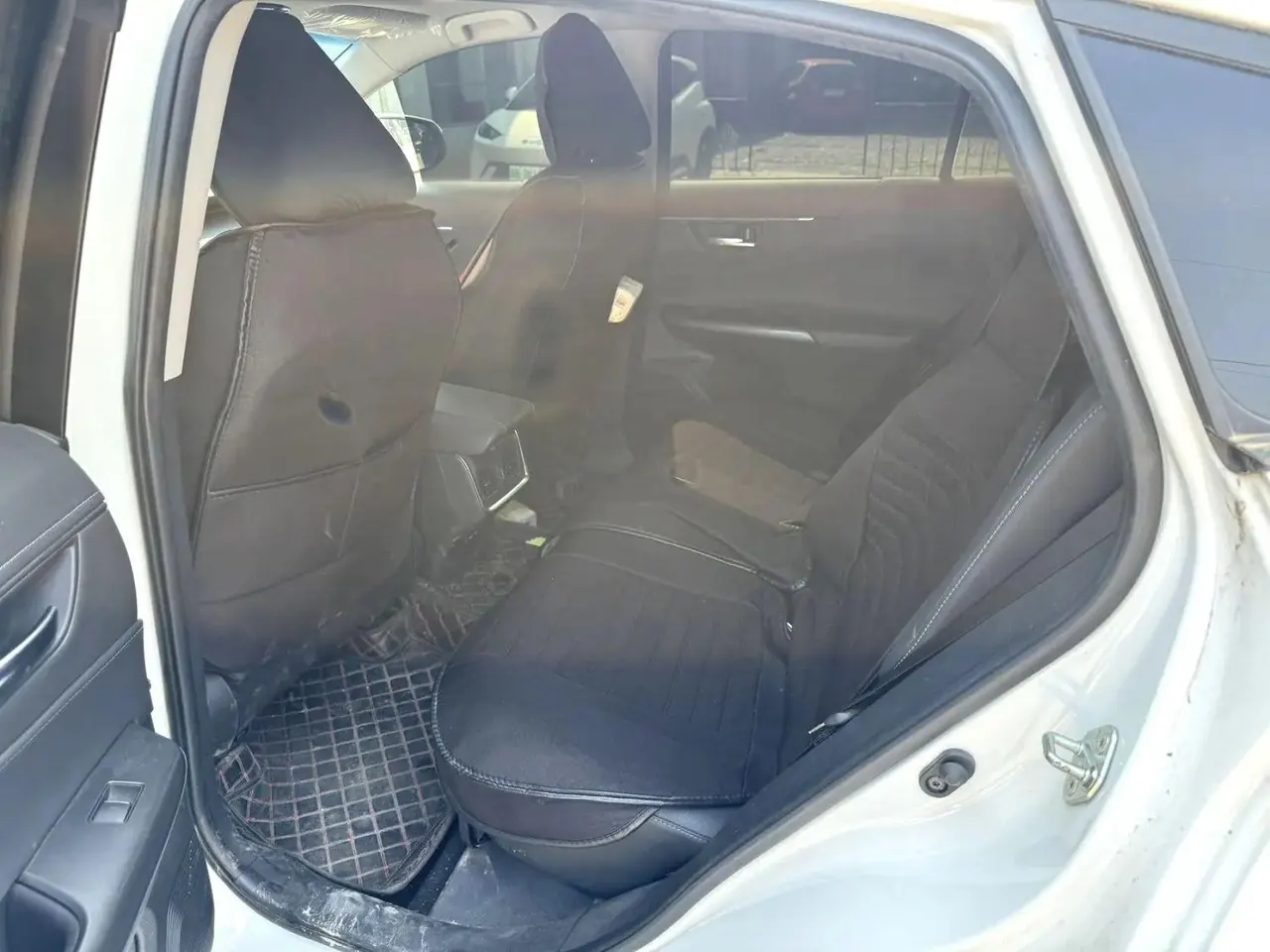Toyota 2023 Weisa 2.0 Stepless Two-Drive Deluxe Edition Automatic Gear 5