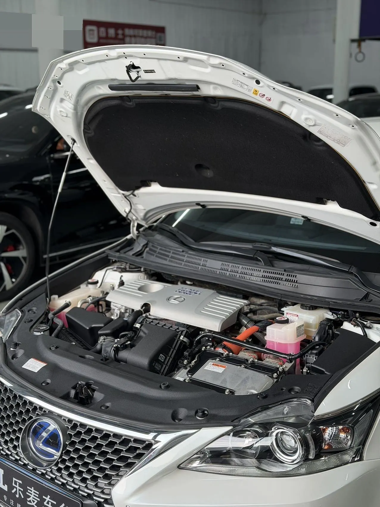 Lexus CT (Imported) 2020 CT200h 1.8 Stepless Elite Automatic Gear 9