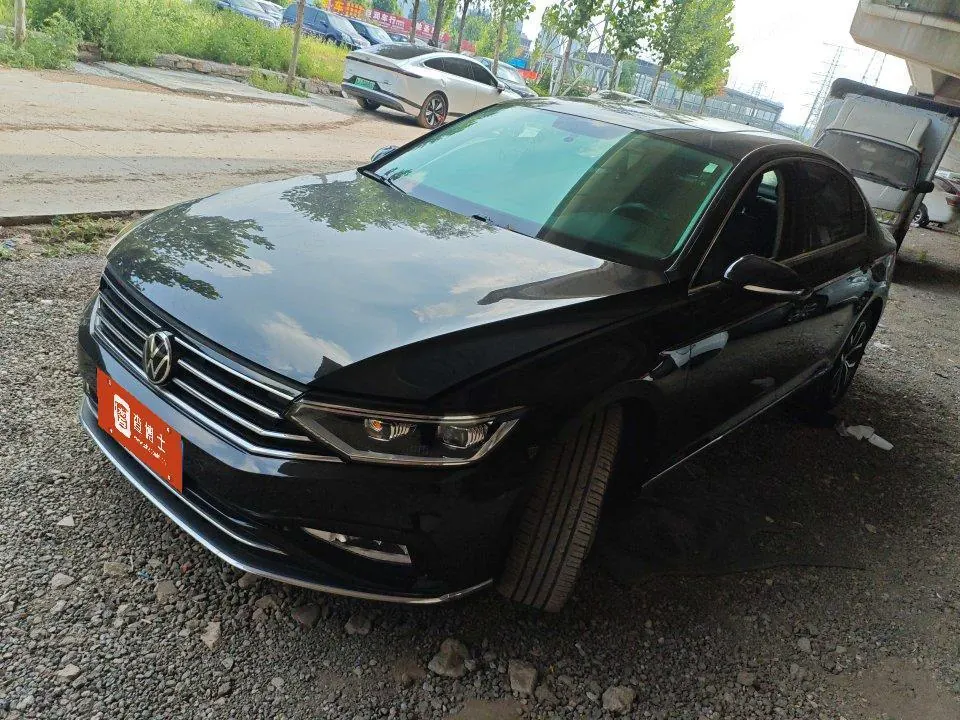 Volkswagen 2020 Magotan 1.4TSI 280TSI Leading Automatic Transmission - View 1
