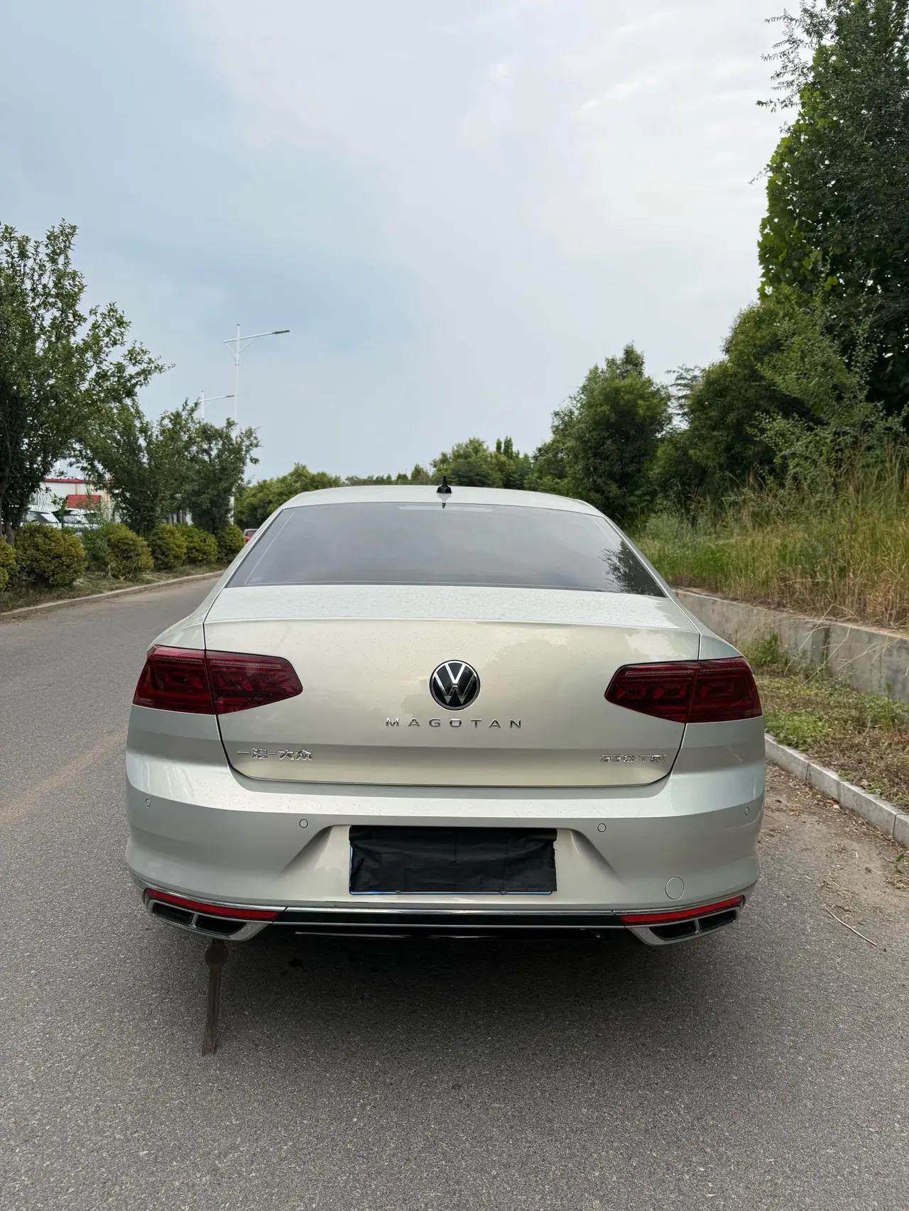 Volkswagen 2024 Magotan 2.0TSI 330TSI 2 million luxury automatic gear 8