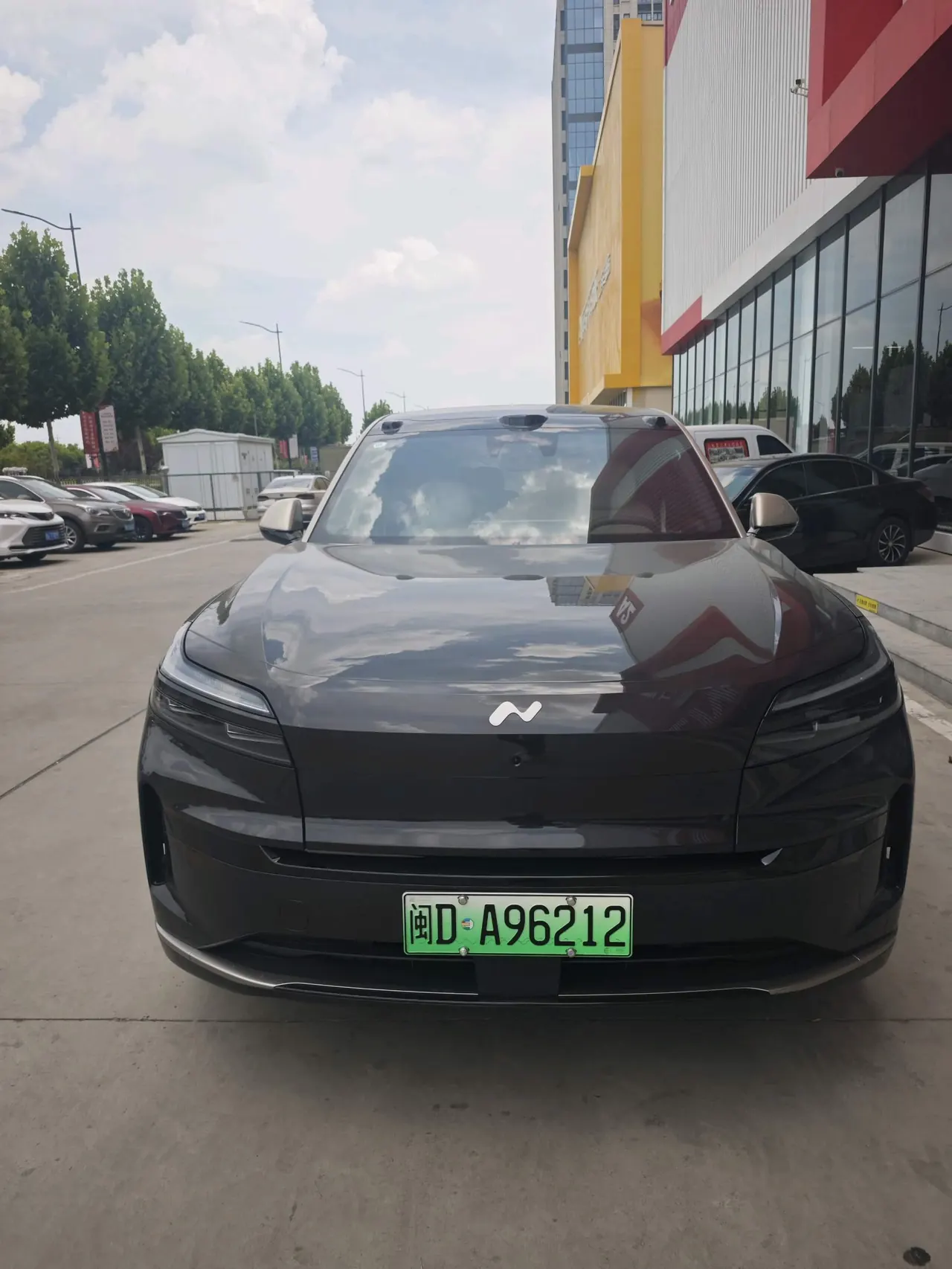 ONVO 2026 L90 Ultra six-seat automatic gear 2