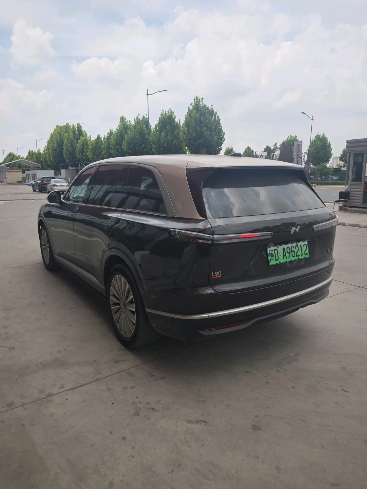 ONVO 2026 L90 Ultra six-seat automatic gear 8