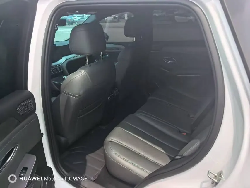 BYD 2025 Song L DM-i 1.5 Stepless Smart Driving Edition 160km Excellent Automatic Gear 5