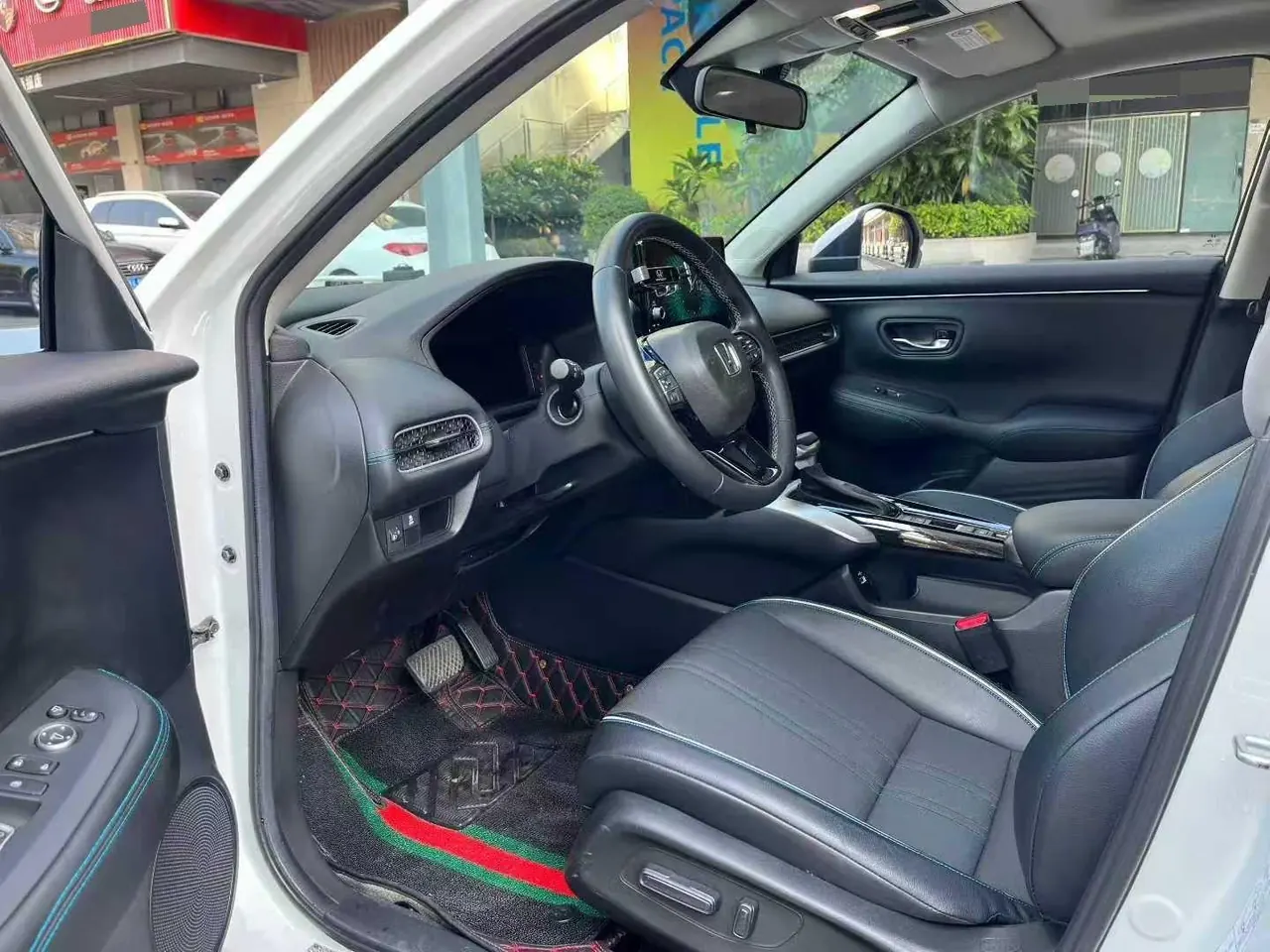 Honda 2024 HR-V 1.5T Stepless 240TURBO Jinyue Edition Automatic Gear 2