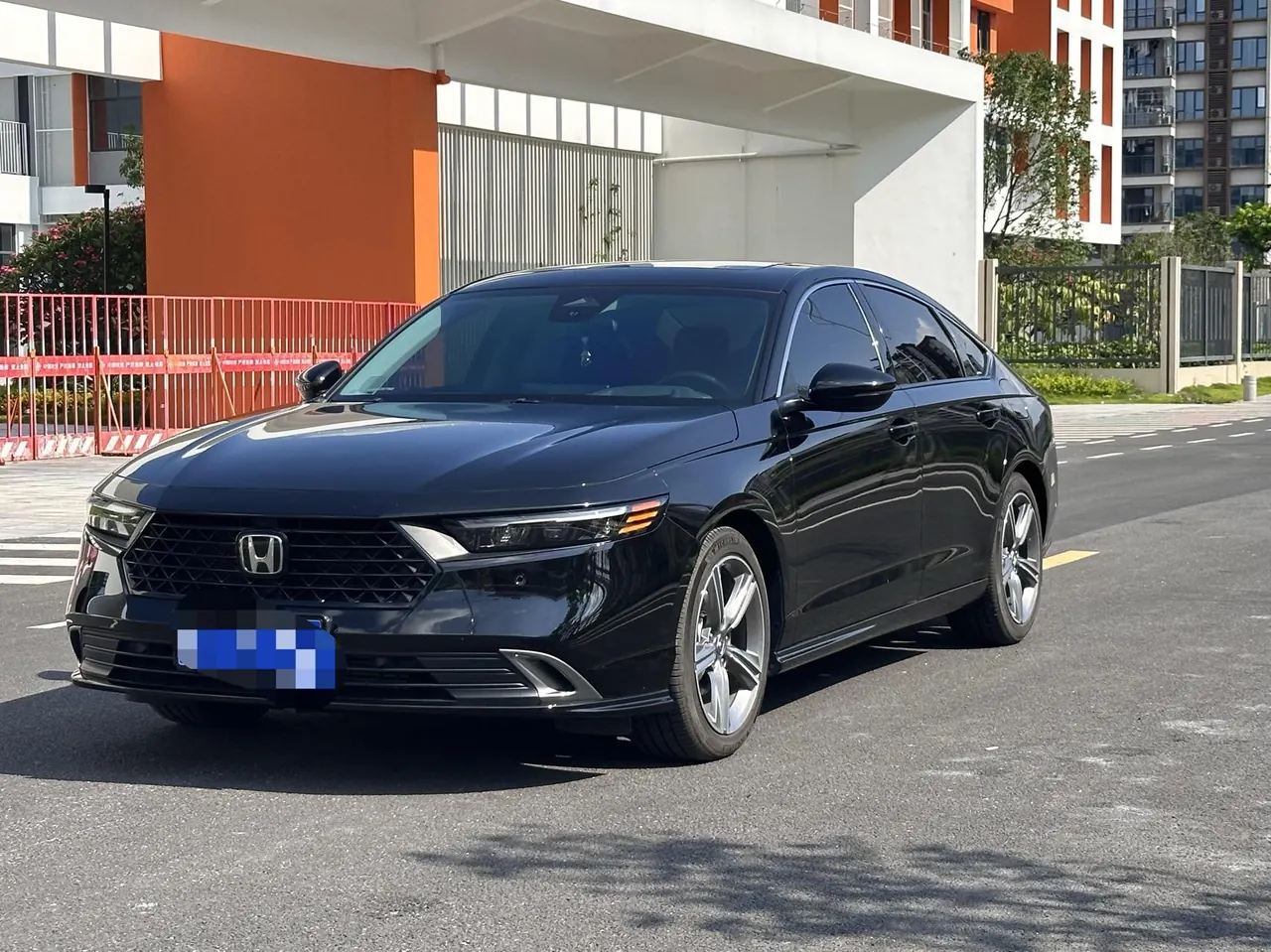 Honda 2023 11th Generation Accord 1.5T Stepless 260TURBO Premium Edition Automatic Gear - View 1