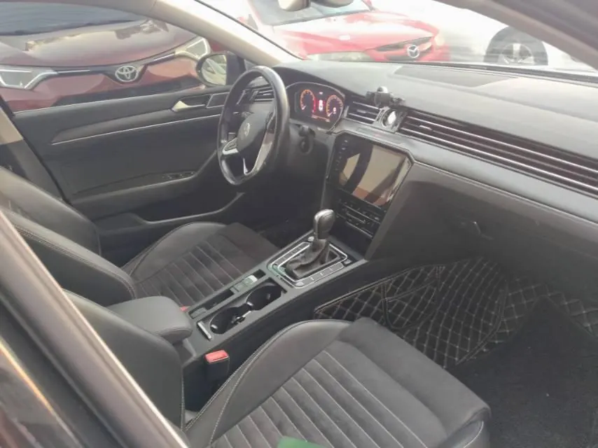 Volkswagen 2020 Magotan 2.0TSI 330TSI luxury automatic transmission 7