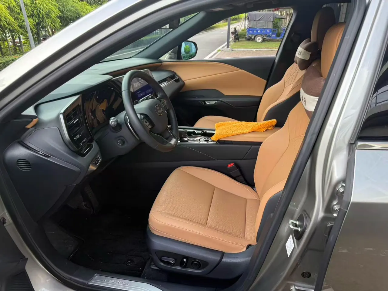 Lexus RX (Imported) 2024 RX300 2.0T Four-wheel Drive Edition Automatic Gear 2