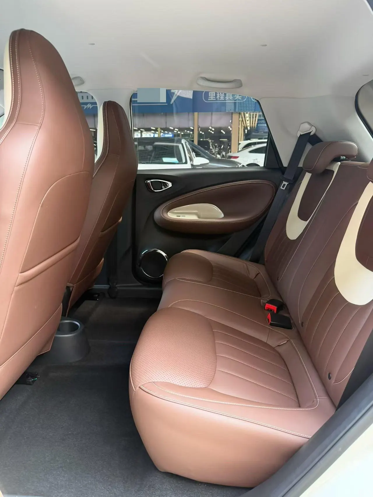 WuLing 2024 Plantronics 333km LingBox Connected Automatic Gear 3