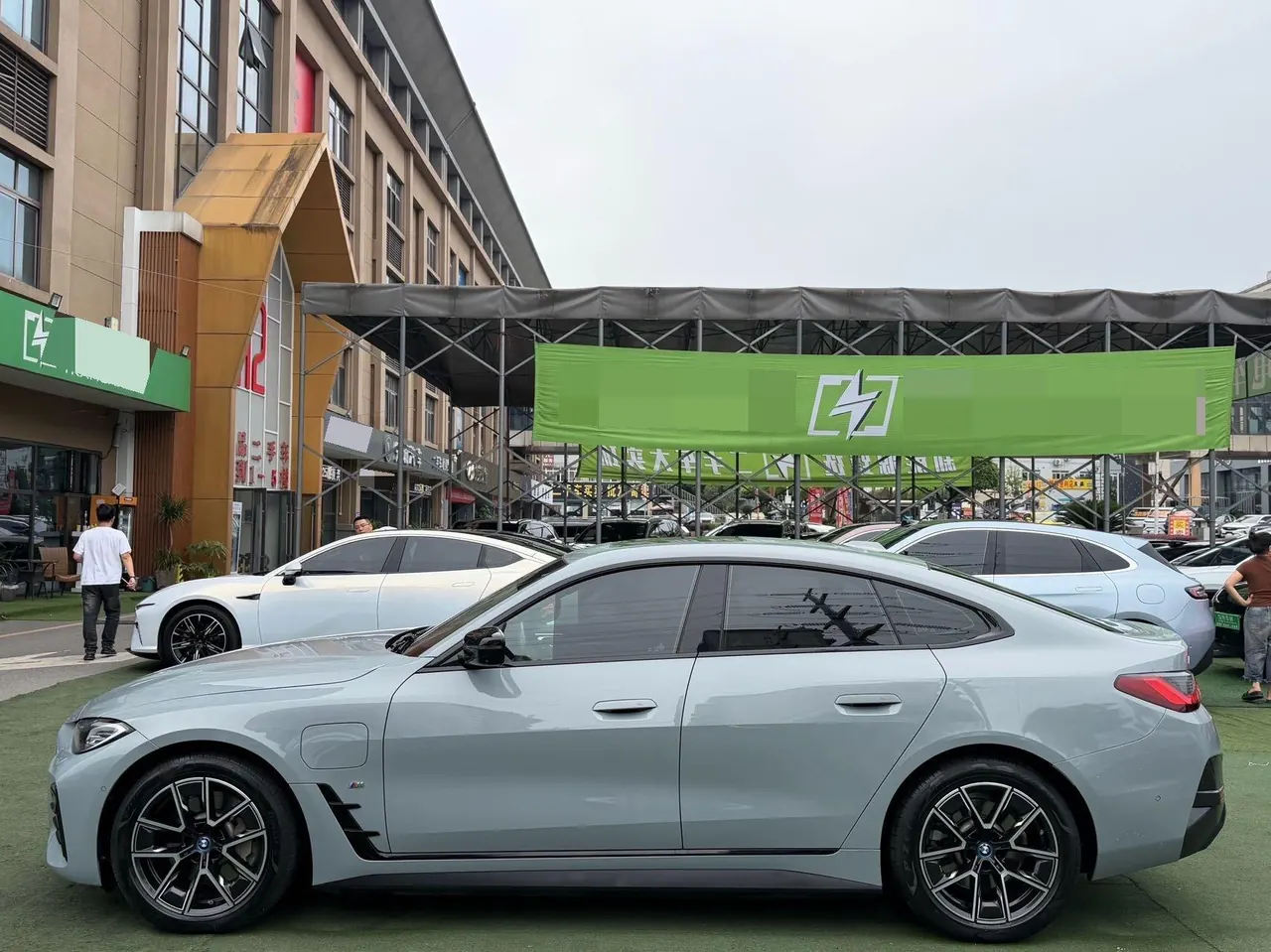 BMW i4 (Imported) 2022 i4 eDrive40 eDrive40 Automatic 3