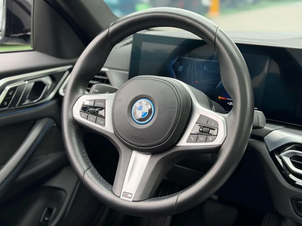 BMW i4 (Imported) 2022 i4 eDrive40 eDrive40 Automatic 5