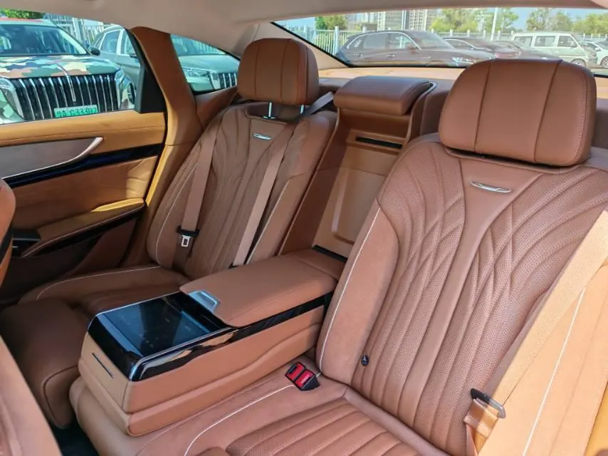 HongQi 2025 H9 48V 2.0T Two-Drive Flag Free Private Fashion Edition 5 (Changed) Automatic Gear 3
