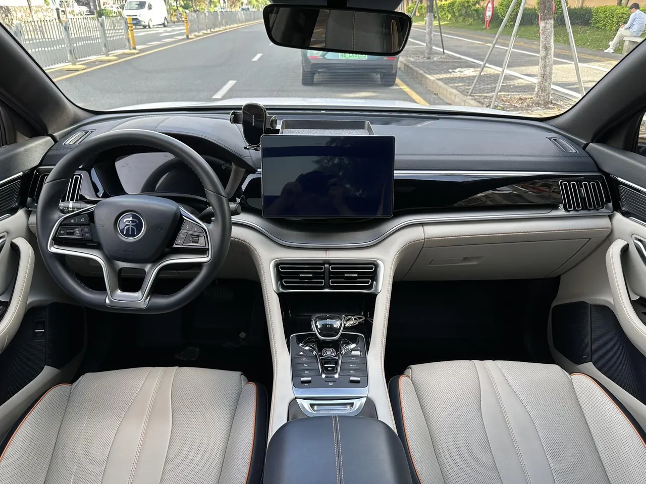 BYD Song PLUS New Energy 2021 Song PLUS DM-i 1.5 Stepless 51KM Honorable Automatic Gear 4