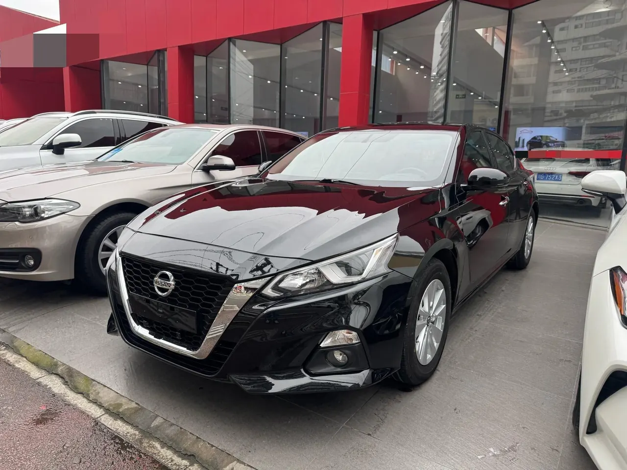 Открыть галерею: Nissan 2022 Teana 2.0 Stepless XL-TLS Pleasant Edition Automatic Gear