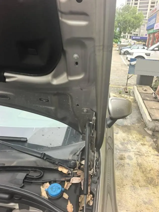 Volvo 2022 S60 48V 2.0T B4 Zhiyuan Deluxe Edition Automatic Gear 12