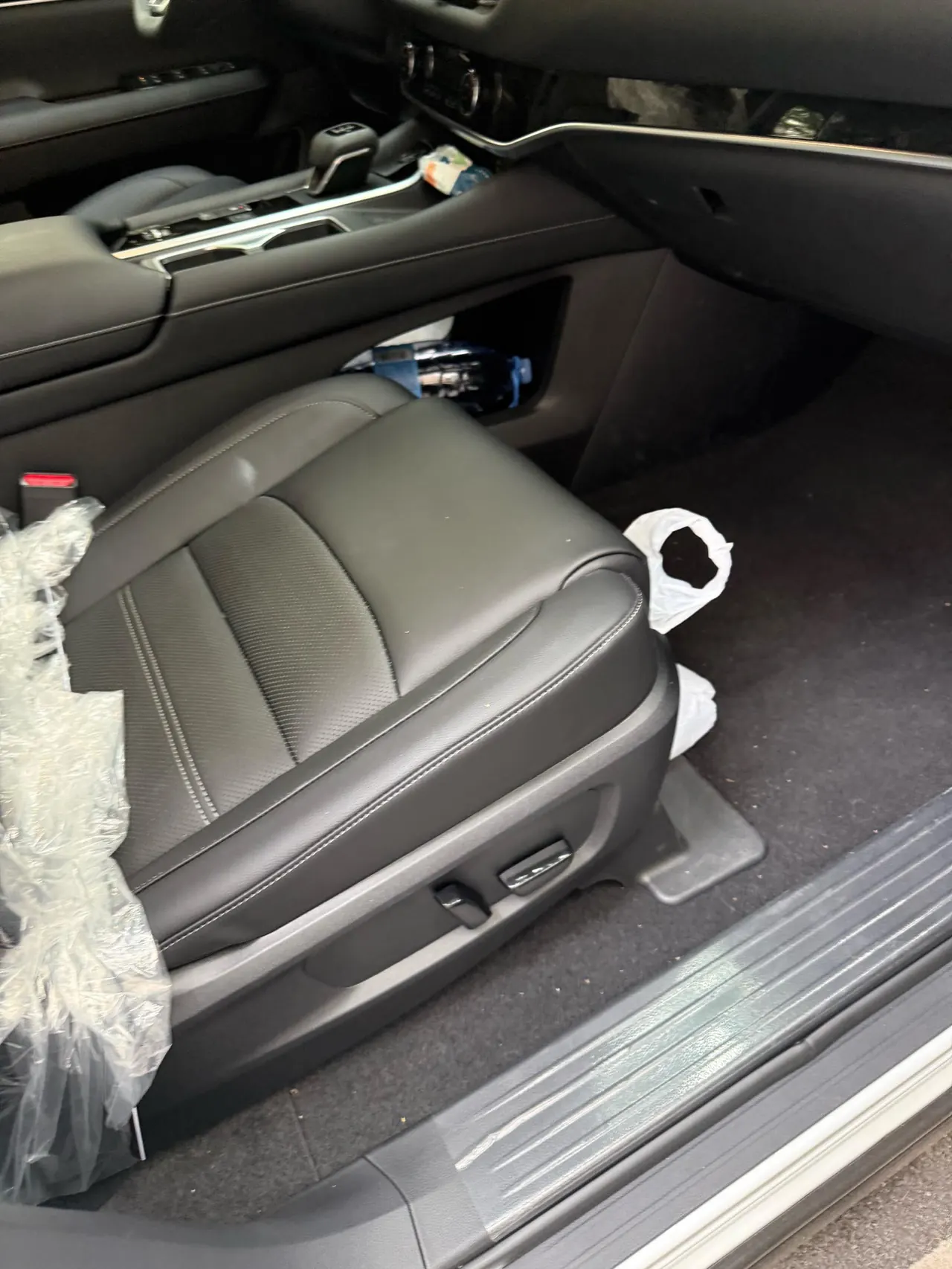Nissan 2024 Tanlu 2.0T 380VC-TURBO Two-Drive Zhishang Edition 7-seat Automatic Gear 2